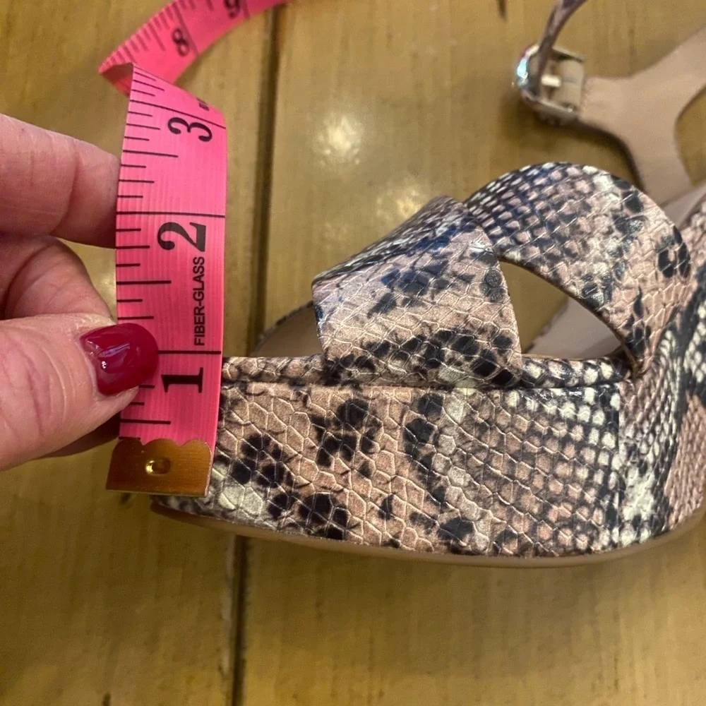 Kate Spade Women’s Snakeprint Platform Grace New in Box size 10